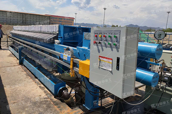 廂式壓濾機(jī)使用過(guò)程中這五點(diǎn)要時(shí)刻注意起來(lái)