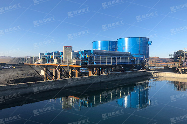 污泥壓濾機(jī)對(duì)濾板進(jìn)行過濾時(shí)對(duì)壓力和過濾溫度有什么要求？