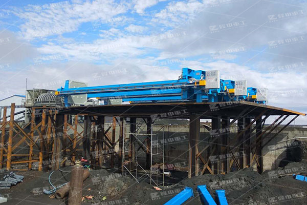 污泥壓濾機(jī)需要清洗嗎？使用時間長會影響效果嗎？